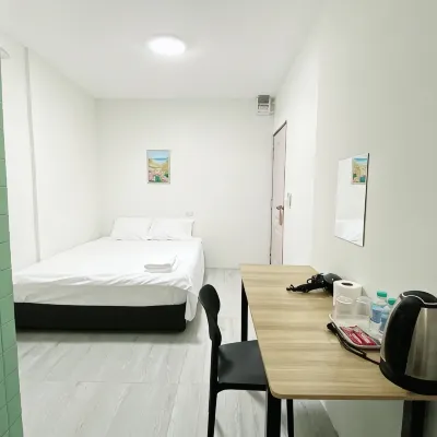 جو إن سيريراج Hotels near وانغ لانغ بيير - سيريراج