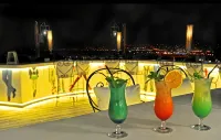 華威棕櫚海灘酒店 - 酒吧