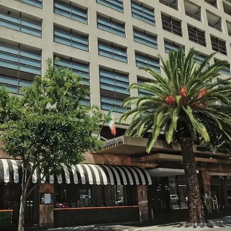Pepperclub Hotel Отели рядом с достопримечательностью «Гарденс»