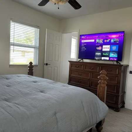 Charming, Near Beaches, and LECOM Park