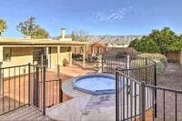 Hot Tub Mountain View Getaway in Tucson!