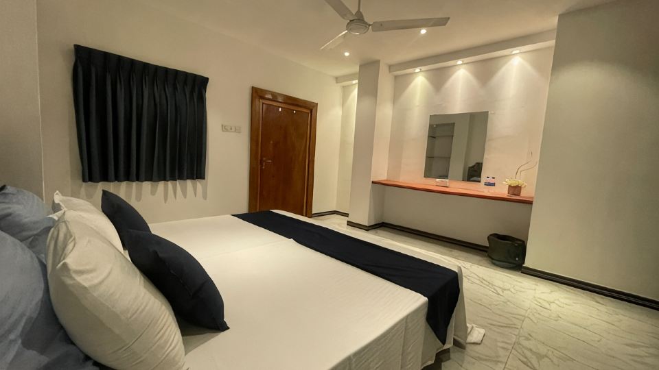 Room with kitchen Negombo Beach