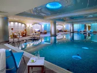 Regent Warsaw Hotel Hotels near Ujazdowski Park