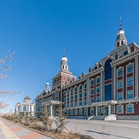 Manzhouli Jinlongquan Hotel (Zhayanuoer Museum)