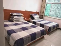 Pingshun Zhuoxin Hotel - 2-Star