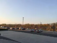 ジンジャン イン セレクト（東営墾利石化大厦） - 駐車場