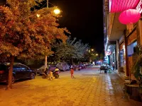Menglian Chaorun Hotel - Pet friendly