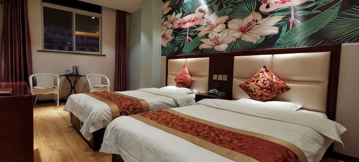 Shangluo Garden Theme Hotel Hotels in Shangluo
