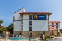 Comfort Inn & Suites Hamilton Place