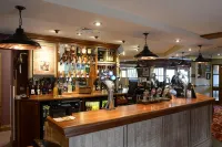Two Rivers Lodge by Marston’s Inns - bar