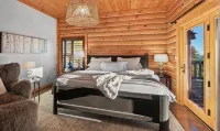 Wow views! 5BR, 4B, 3 Kings, Hot Tub & Sauna spa area, 85" TV, Pool Table - 4성급
