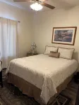 Spacious 4-bedroom house with AC, WiFi in NW Lincoln