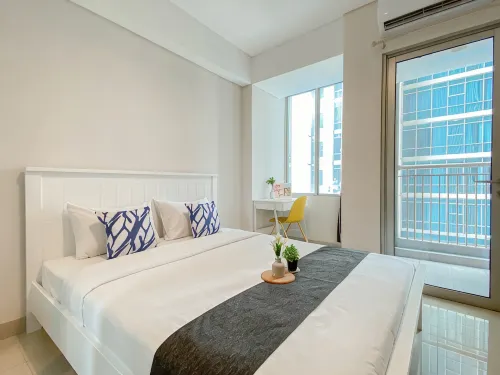 Neat Studio for 2 Pax at Tamansari Iswara Apartment By Travelio - 3-Star