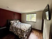 New Mountain Cabin perfect for outdoor enthusiasts- hiking, fishing, relaxing!