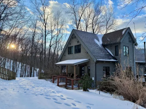 Private Mountain Retreat Near Breweries and Wineries - Alphydda