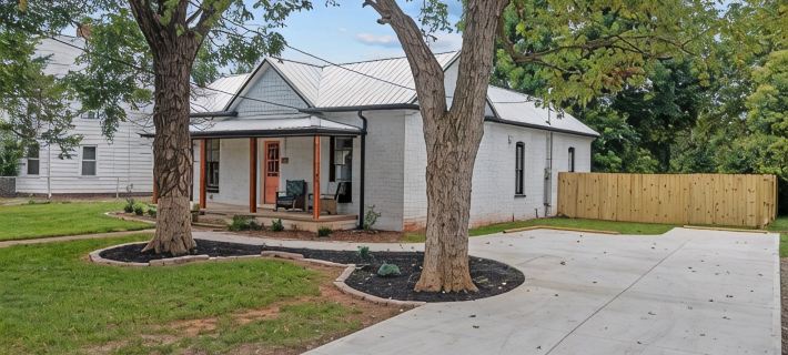 Hot Tub + Walk to Downtown • Fire Pit • Game Table • Pet Friendly + Fenced Hotels in Alamance County