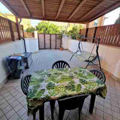 Apartment 5 min from Airport, Self Check-in h24, Private Garden, Wi-Fi, A/C, TV Hotel Exterior