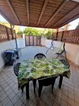 Apartment 5 min from Airport, Self Check-in h24, Private Garden, Wi-Fi, A/C, TV - Condos