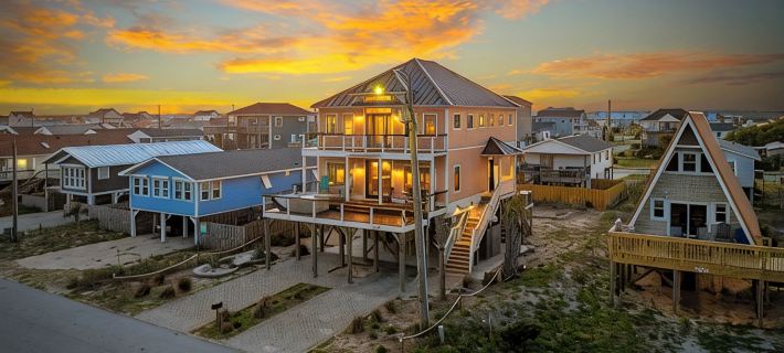Surf City Shores / Ocean Views, Hot Tub & Beach Access Hotéis em Pender County