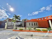 3 Sunsets, Pet Friendly Ocean View in Brisas