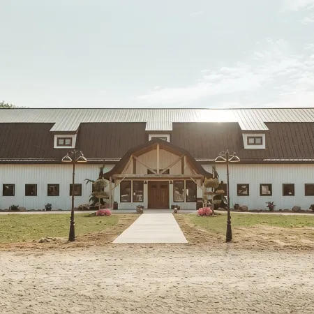 Welcome to The Huron Host in Port Austin! Отели в г. Гурон