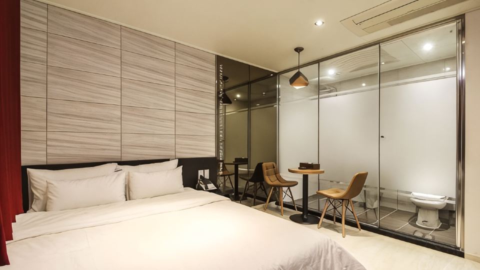Jinju Hotel Seven