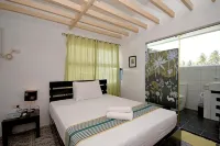 MR Holidays Hotel