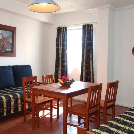 Apartamentos Turisticos Regina