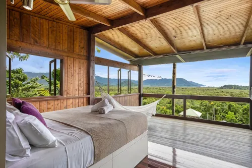 Daintree Holiday Homes - La Vista - Private Pool & Jet Spa - Ocean Views