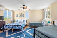 One of Puerto Rico’s Most Stunning 5 bedroom Oceanview Villas with  Pool & Slide - balkon