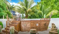 Exclusive Location • Near Calle 8 & Airport • Pool - Private Pools