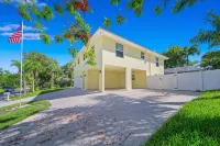 Jensen Beach Family Pool Home
