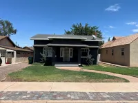 Nice Cozy 2 Bedroom 1bath house Close to DT Winslow