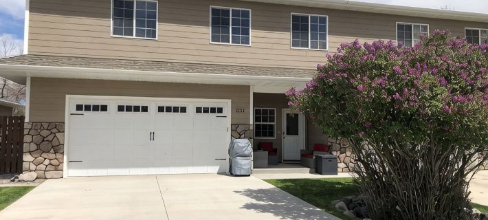 Quiet, comfortable, and central Cody location! Sleeps up to 5. Hotel di Cody