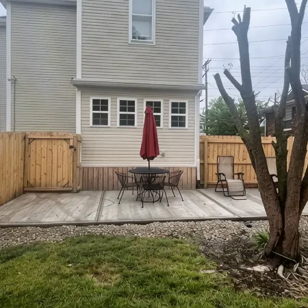 Entire Two story 4 bed/2 full bath. Historical home only steps to Centre college