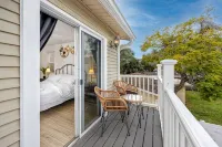 Poolside Paradise close to Clearwater 5br 2bath sleeps 12 with heated pool - Pool