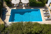 Monte da Luz - House of the Parreira - piscina