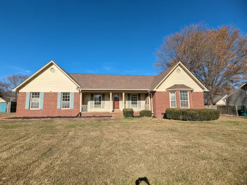 N. Jackson 3BR Oasis - Walk to Stores & Food