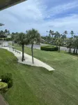 Ocean village peekaboo view - ビーチサイド