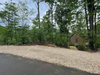 Bear Top Junior Small Cabin w EV Charger - 2 étoiles
