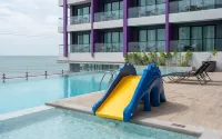 Fortune Saeng Chan Beach Hotel Rayong - View biển