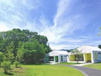 Holiday House Green Garden Hotels in Gujo