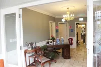 세인트, 주드스 롯지 B&B