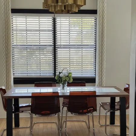 Villa 5 Mins Walk to Img Academy. Sleeps 6. PoolGated and 2 Free Parking Spots