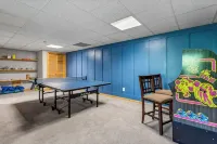 Moose Shack - Mountain Views · Spa King Suite · Game Room · 3 Patios