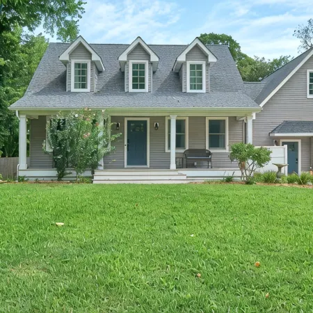Beach House Bliss - Cape MayCoastal retreat w/space for multiple families!
