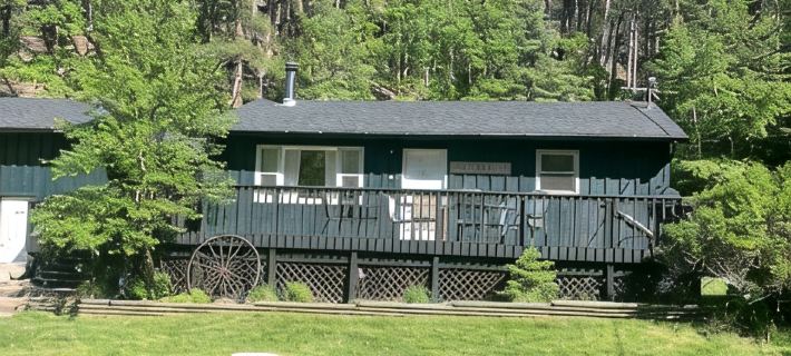 The Golden Slipper Cabin Отели в г. Кистон