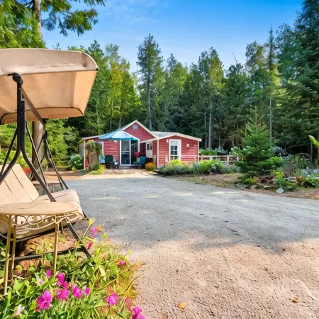 Charming Cottage