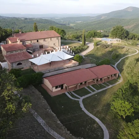 Vin Hotel - Wine Resort and Agriturismo Montieri