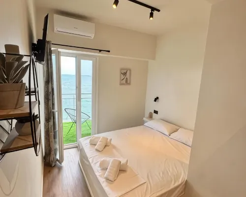 Chavalon Apartments Hotels in Armeni